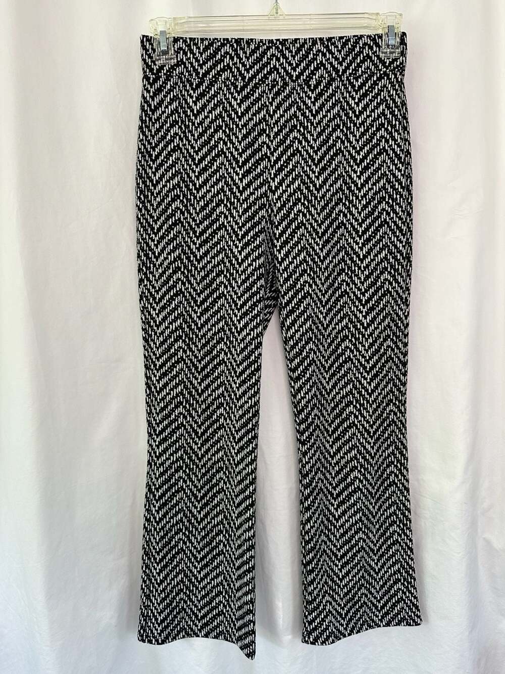 BCBG Generation Womens Pants Black and White Chevron Knit Pull-On Pants Medium